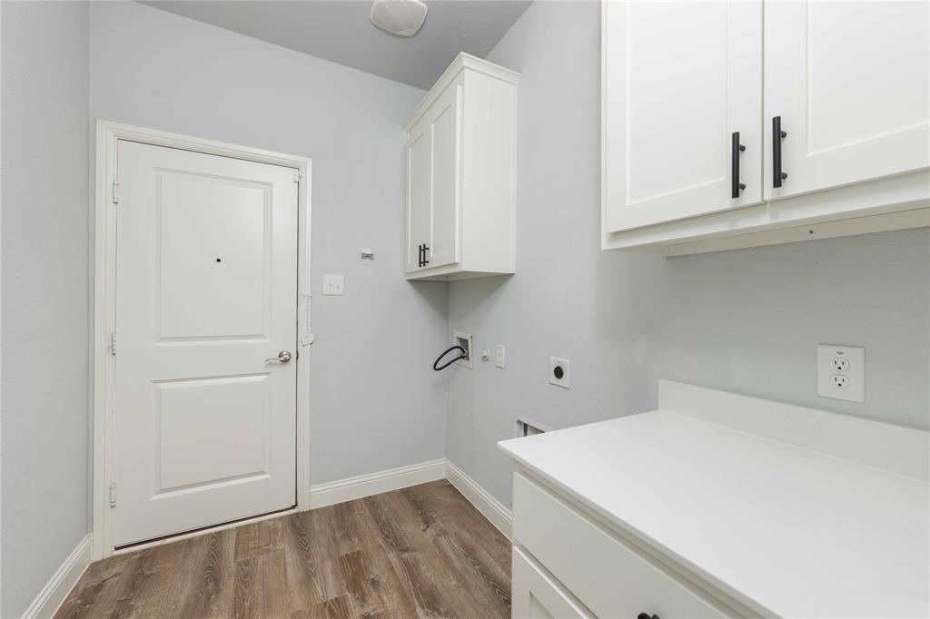 Lakepointe - Residential