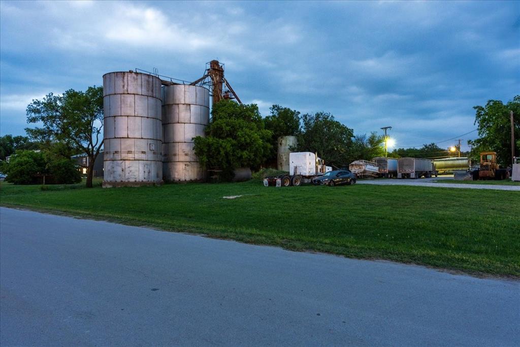 L Godley - Commercial Sale