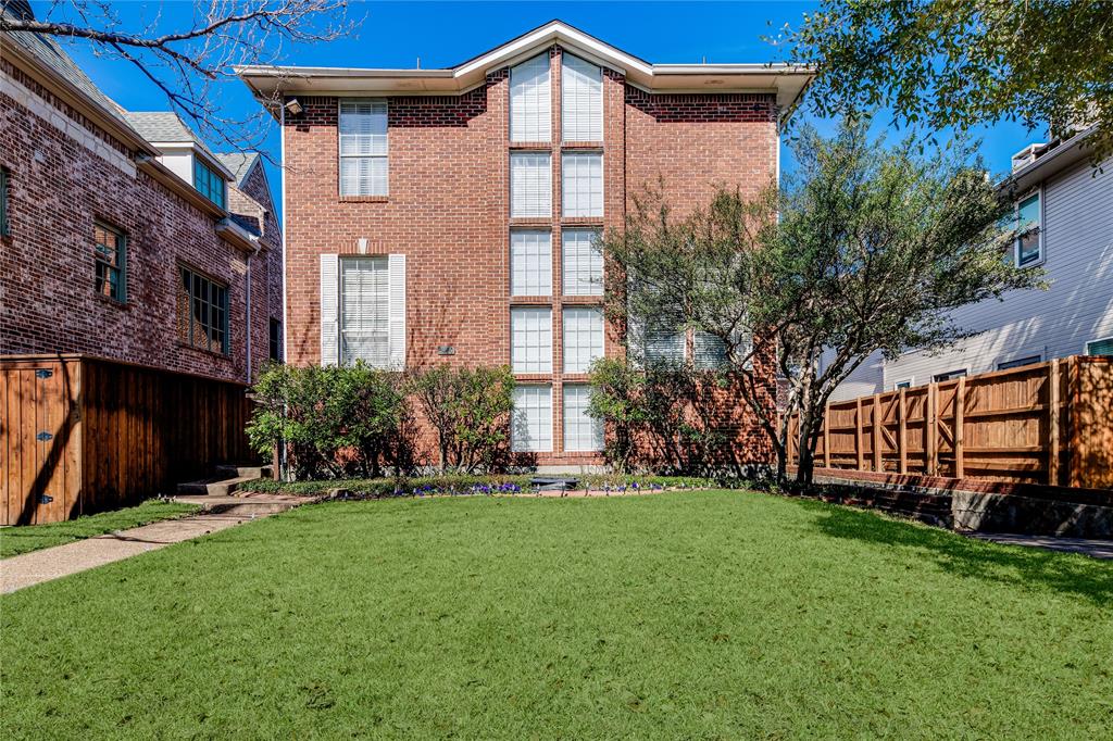 Incredible investment opportunity! Fourplex in University Park! 5,136 total square feet! Each unit has 2 bedrooms (ensuite), 2.5 baths, with an attached carport for 2 cars. Updated interior includes new wood floors, new carpet, all 8 AC units and compressors replaced in May 2020 , roof replaced in May 2023!
Walk to SMU, HPISD schools, Katy Trail and Snider Plaza!
All units leased through Spring 2026!
