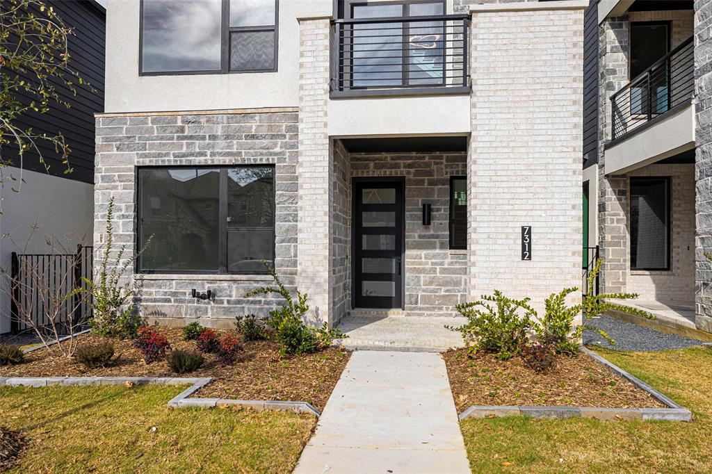 Danielle At Craig Ranch, The - Residential Lease