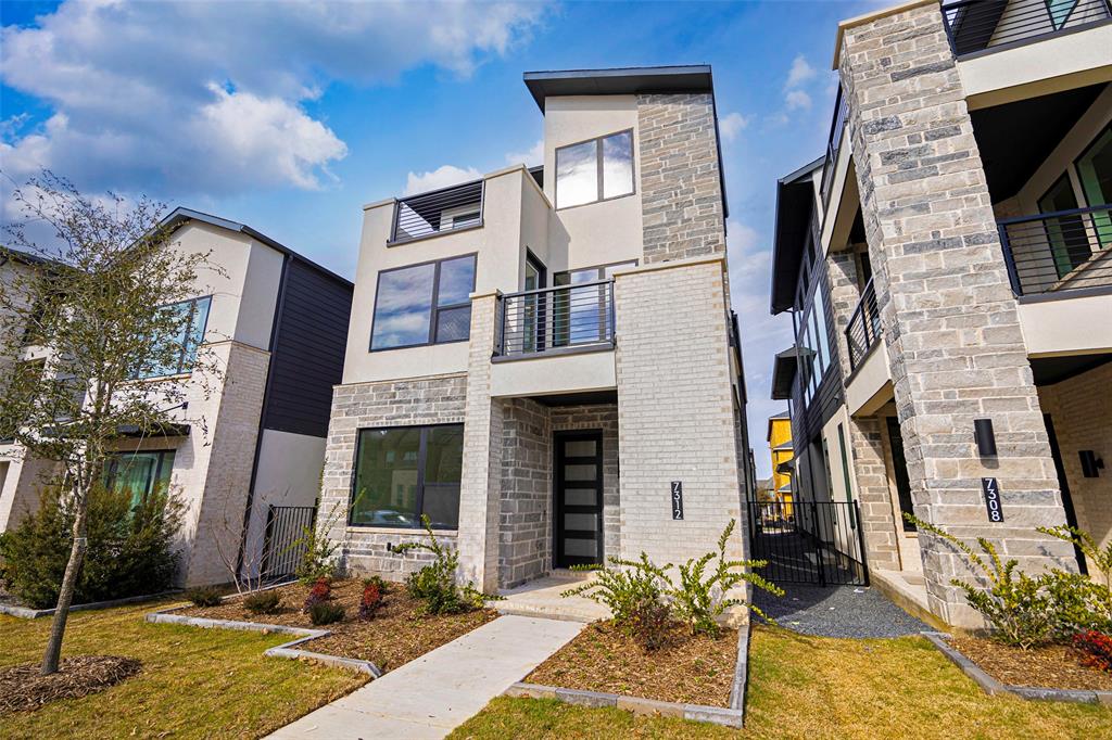 Danielle At Craig Ranch, The - Residential Lease