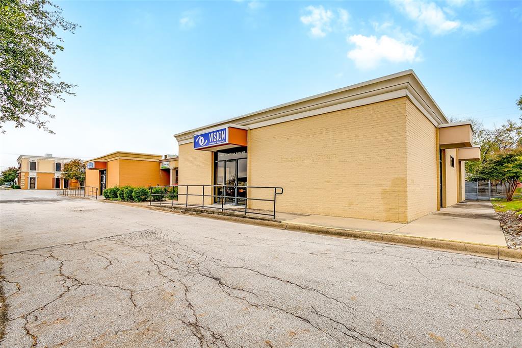 CARPENTER - Commercial Sale