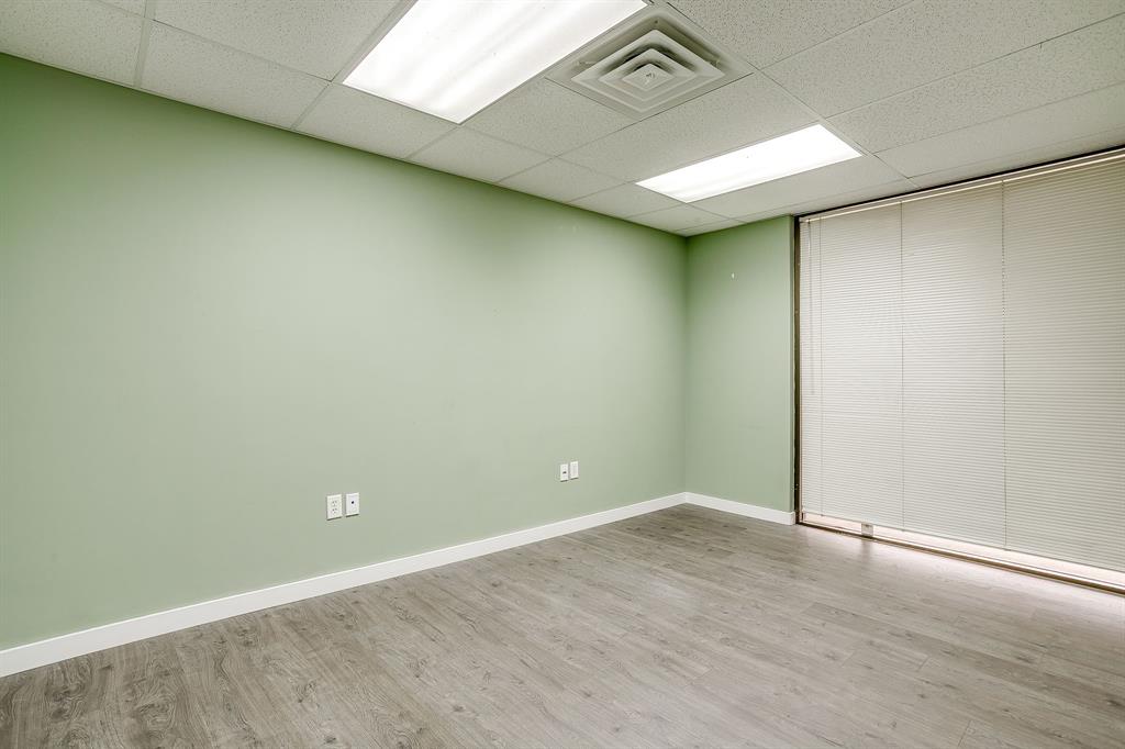 CARPENTER - Commercial Sale