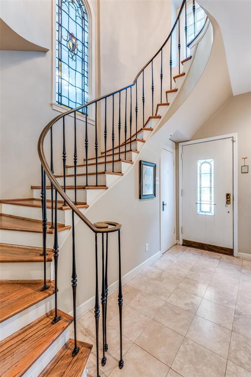 Country Club Estates - Residential
