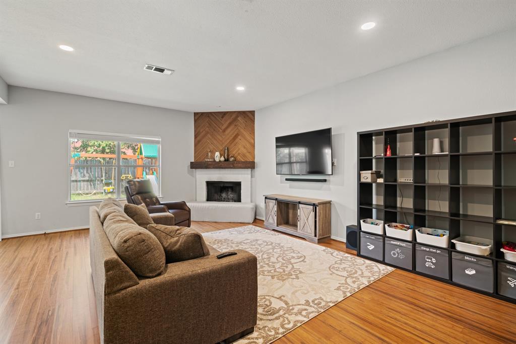 The Lakes Of Little Elm Ph 2 - Residential Lease