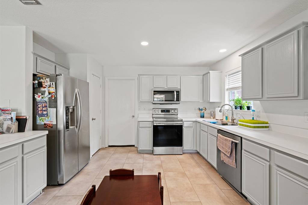 The Lakes Of Little Elm Ph 2 - Residential Lease