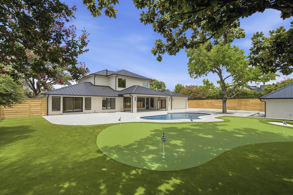 Kelsey Square - Residential