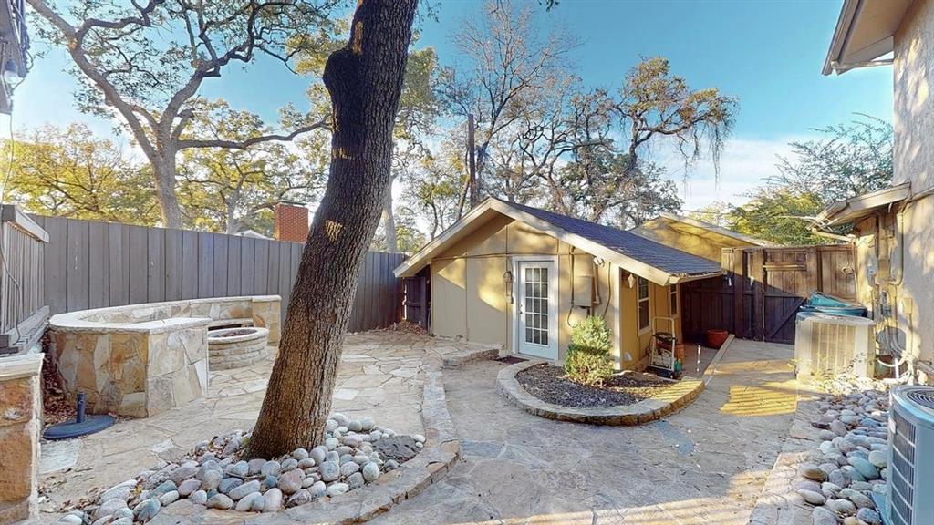 Looper Frank Add - Residential