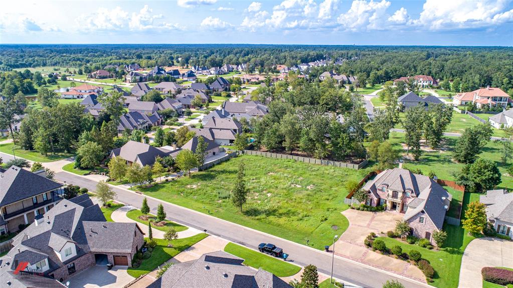 Southern Trace - Land