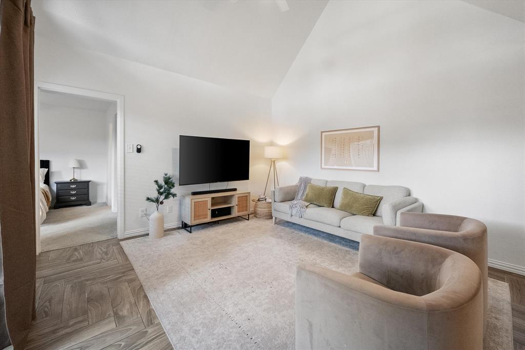 Condo Country Creek - Residential