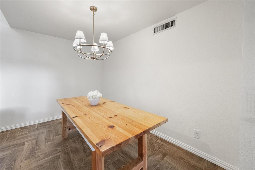 Condo Country Creek - Residential