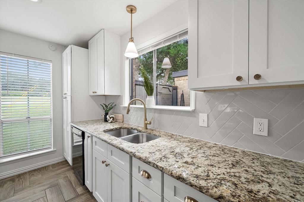 Condo Country Creek - Residential