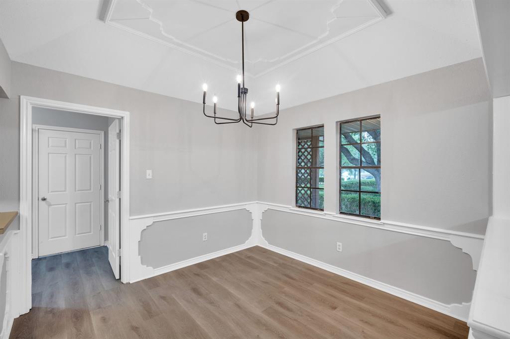 Squire Manor - Residential