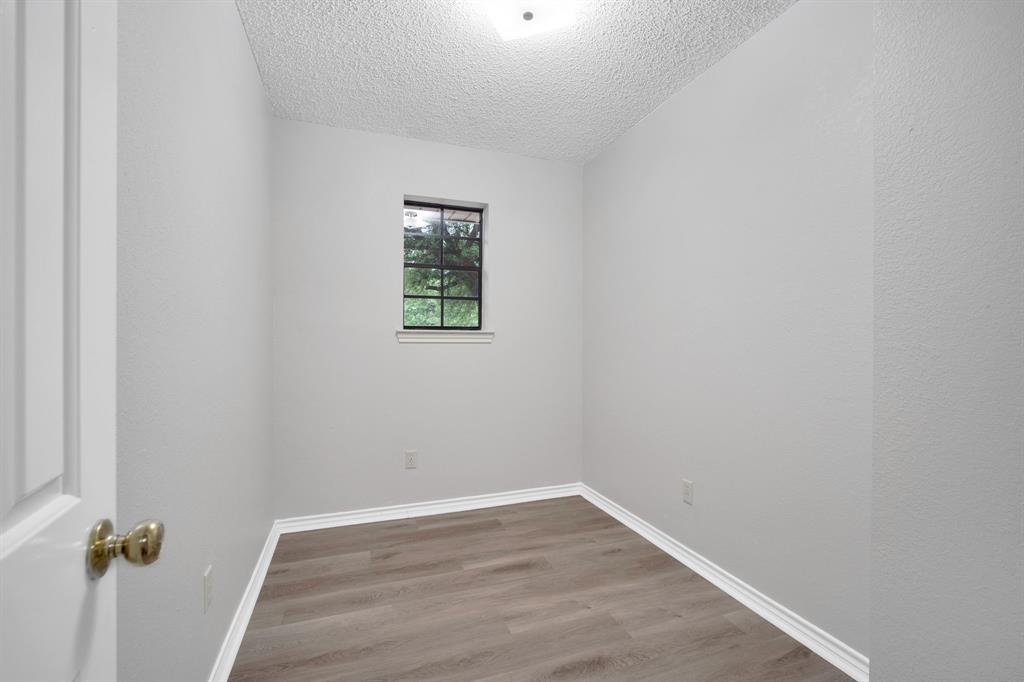 Squire Manor - Residential