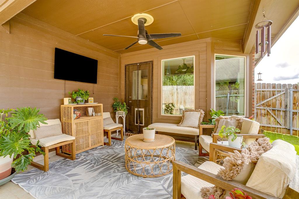 Golden Pond Estate - Residential