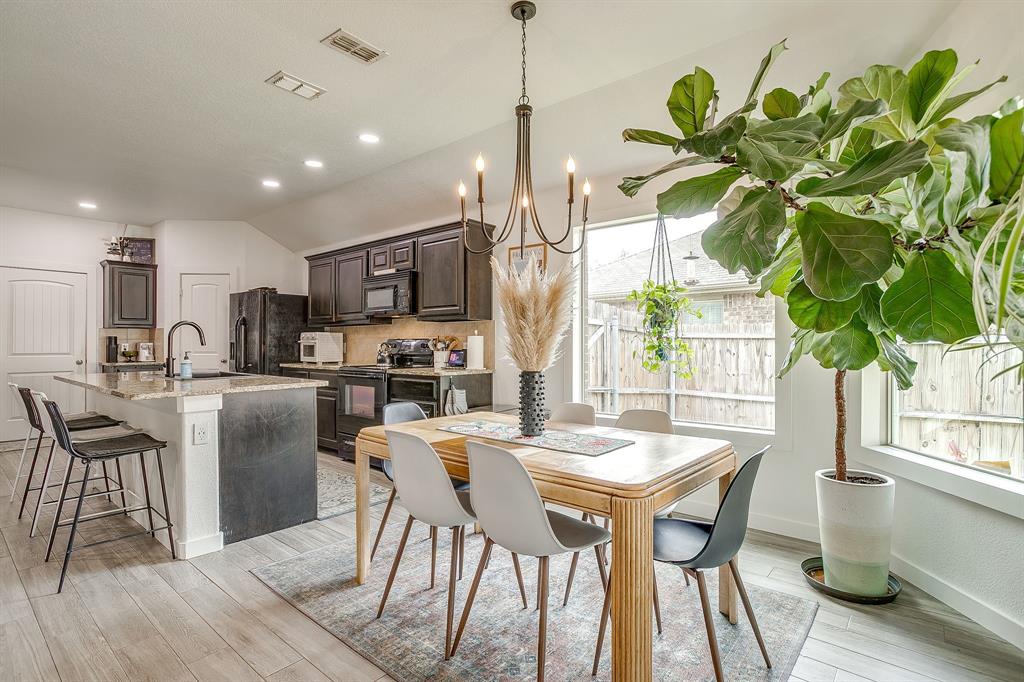 Golden Pond Estate - Residential