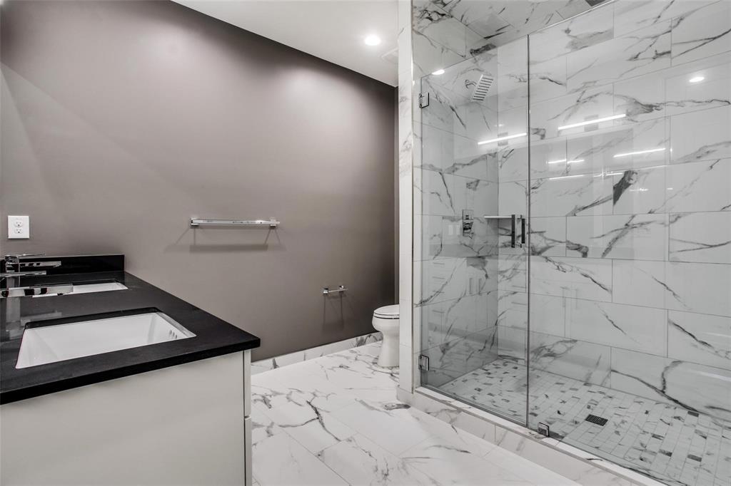 HICKORY VISTA TOWNHOMES - Residential Lease