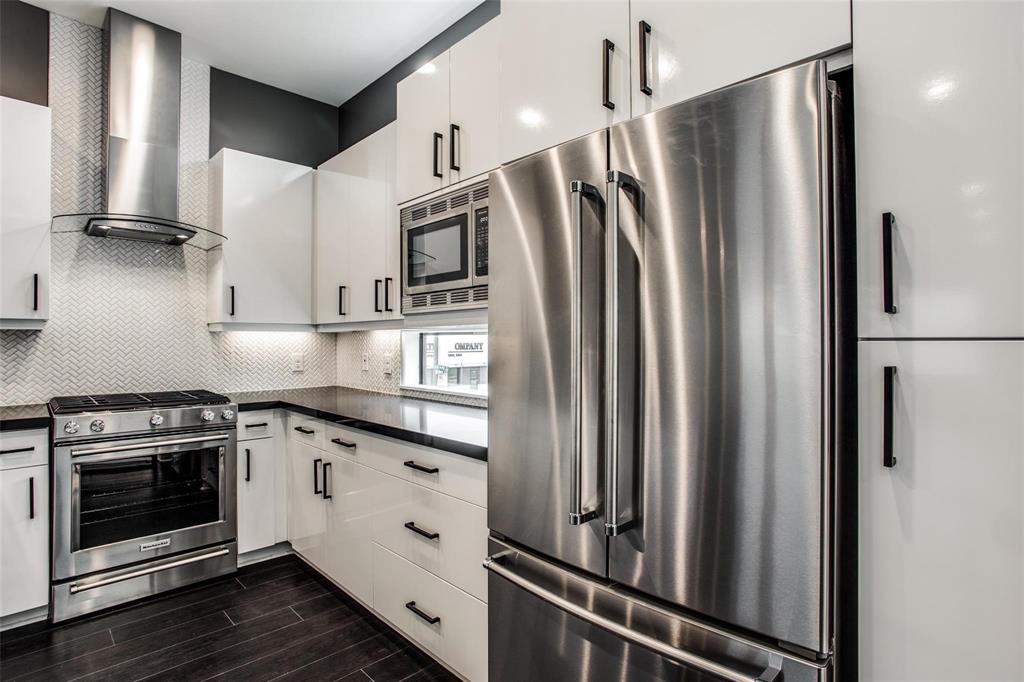 HICKORY VISTA TOWNHOMES - Residential Lease