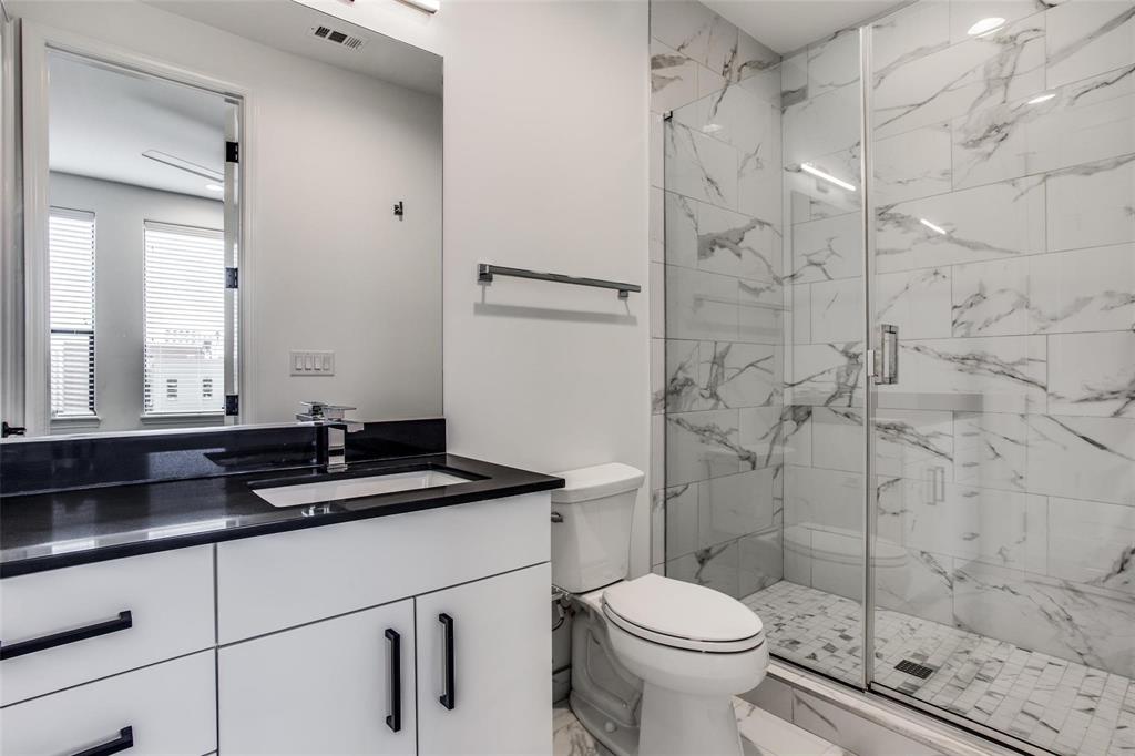 HICKORY VISTA TOWNHOMES - Residential Lease
