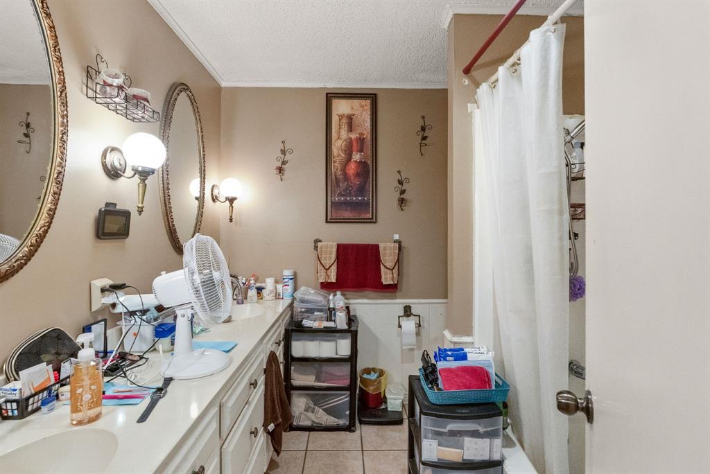 PALUXY SQUARE - Residential Income