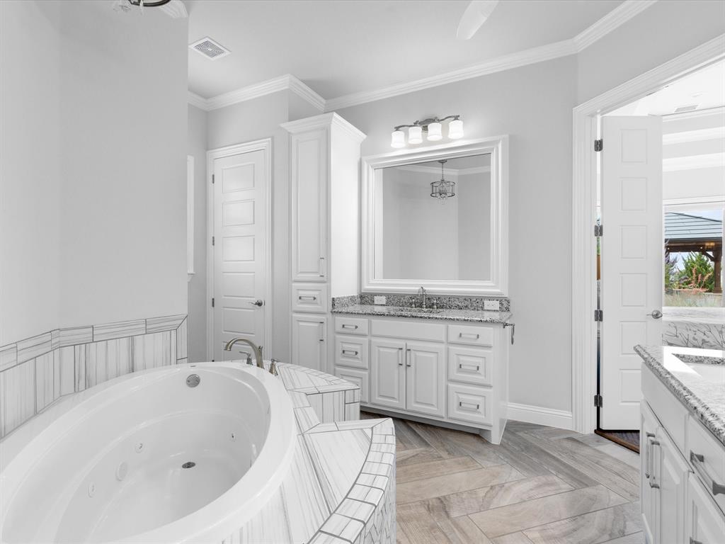 La Madera - Residential