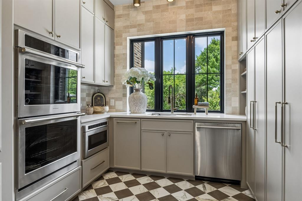 Prestonwood - Residential