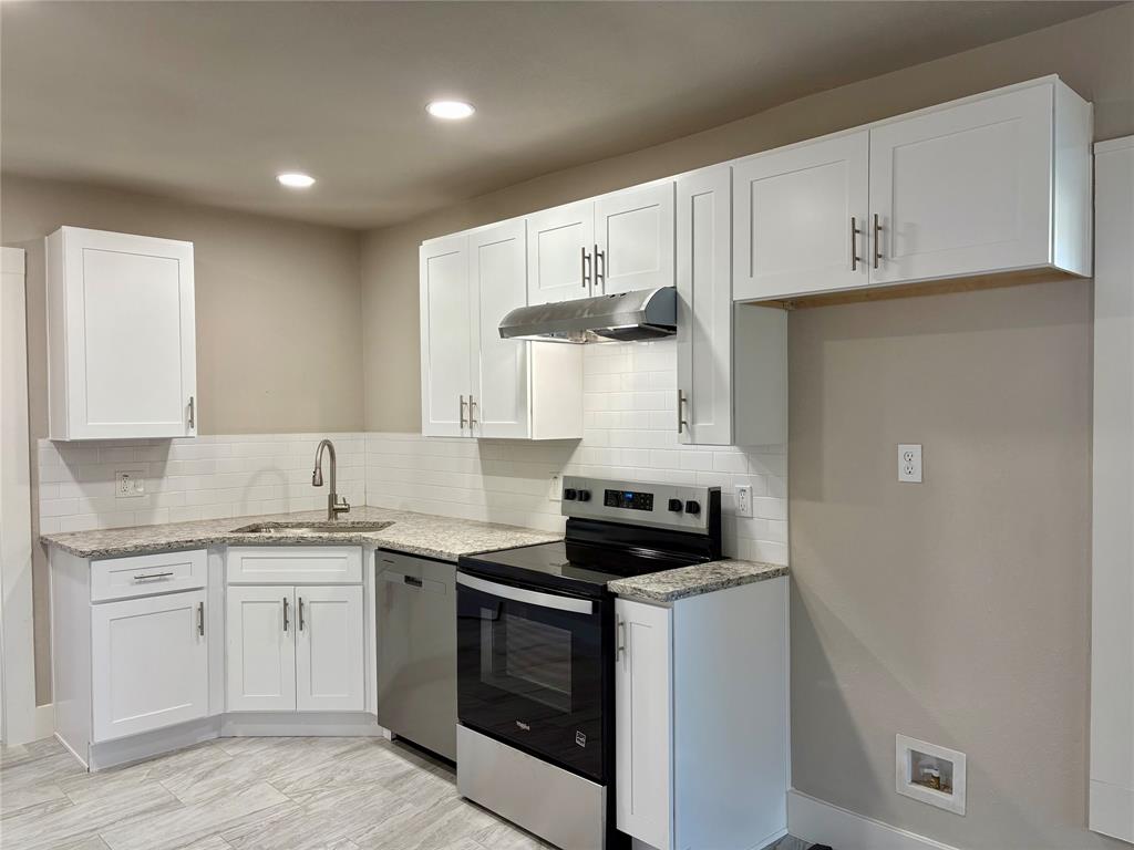 DALVIEW SUMMIT - Residential