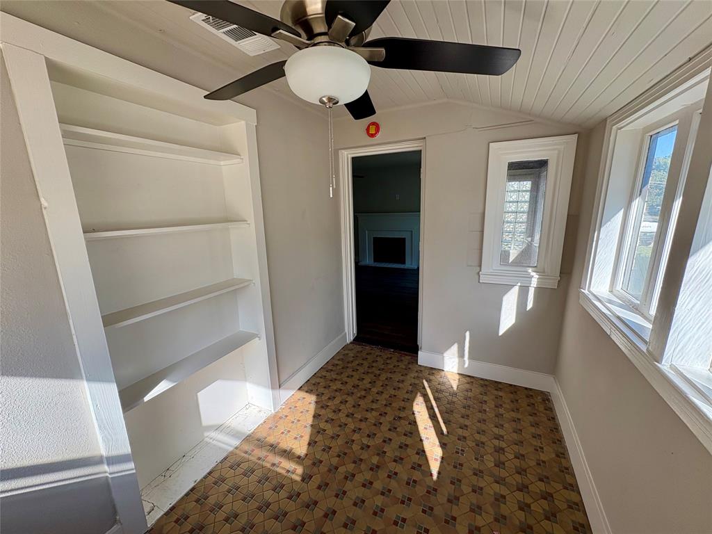 DALVIEW SUMMIT - Residential
