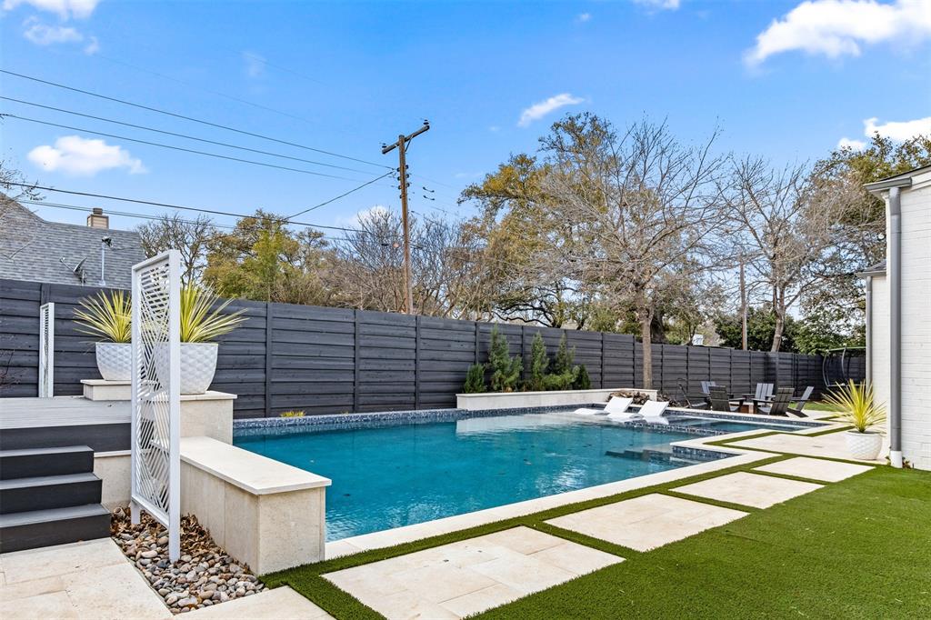 Midway Hills 03 - Residential