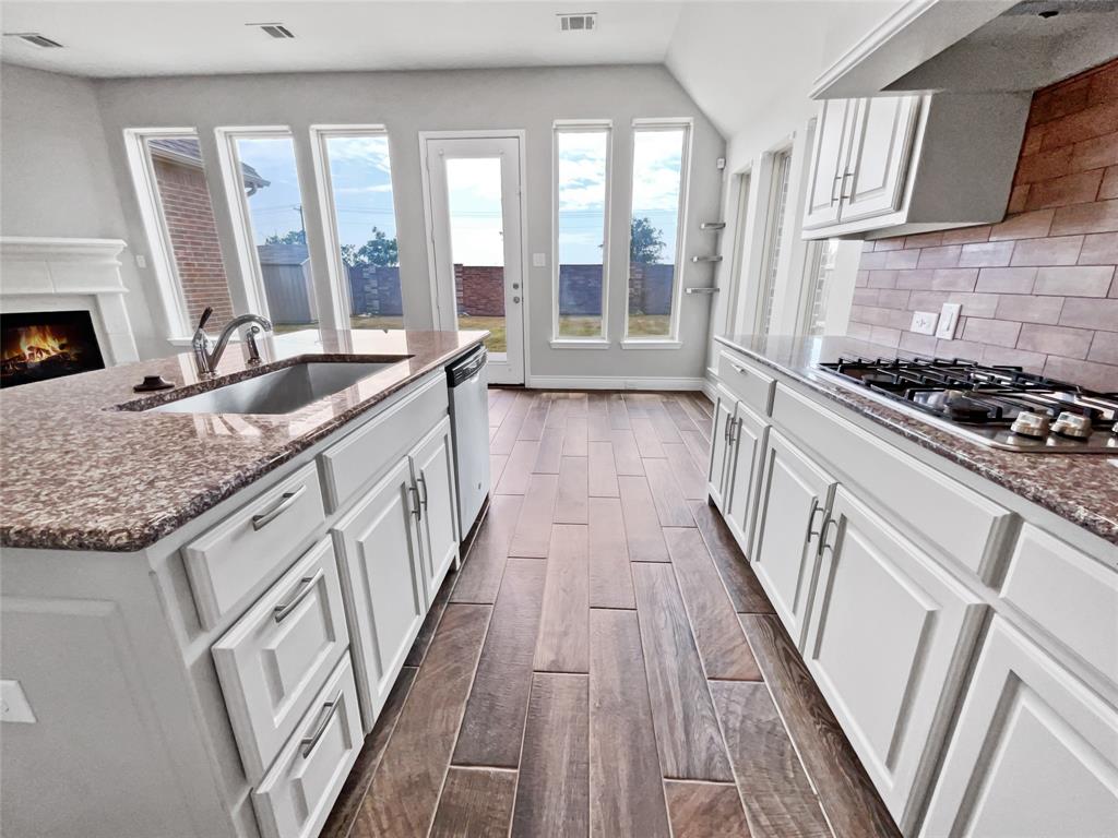 Devonshire Village 2d - Residential