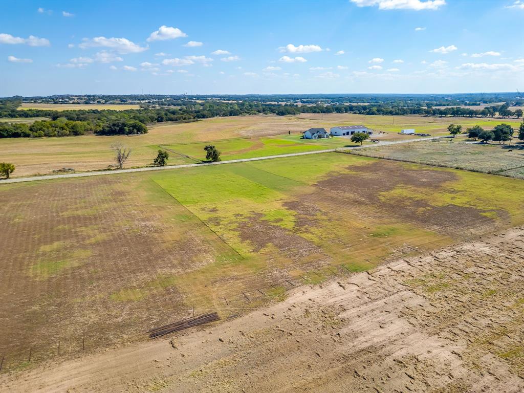 Acres: 8.187, Subd: TRAILS END, G180 LOT 4 BLK 1 - Land