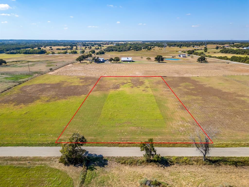 Acres: 8.187, Subd: TRAILS END, G180 LOT 4 BLK 1 - Land