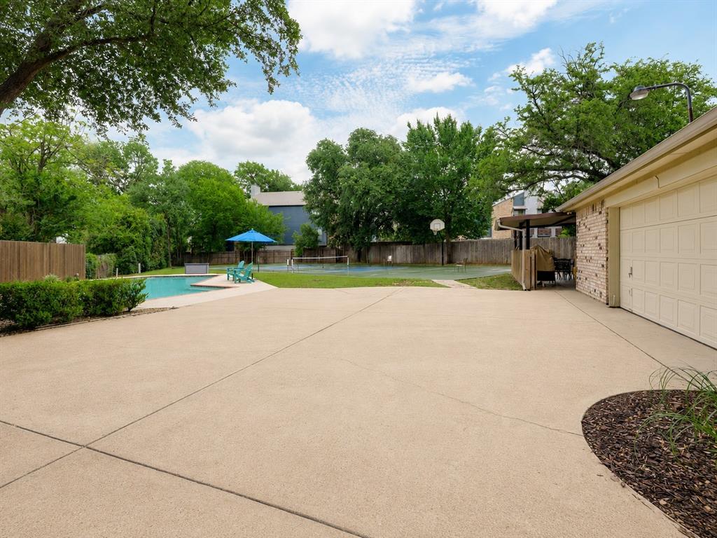 Parkway North - Residential