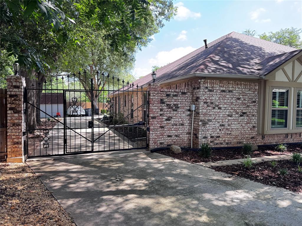 Parkway North - Residential