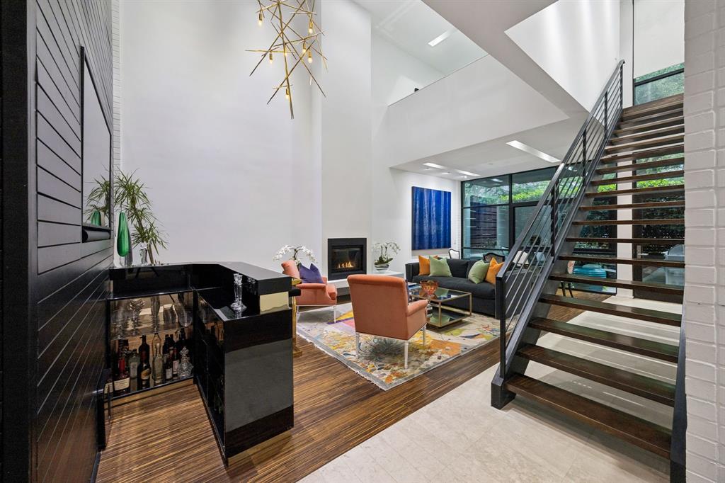 F R Wilsons North Dallas - Residential