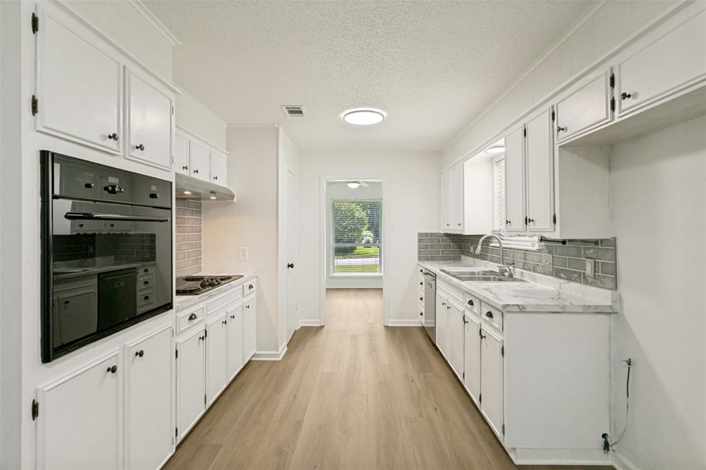 Brookhaven Estates Add - Residential