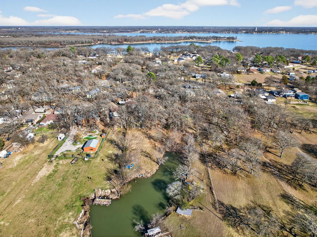 Whispering Oaks - Land