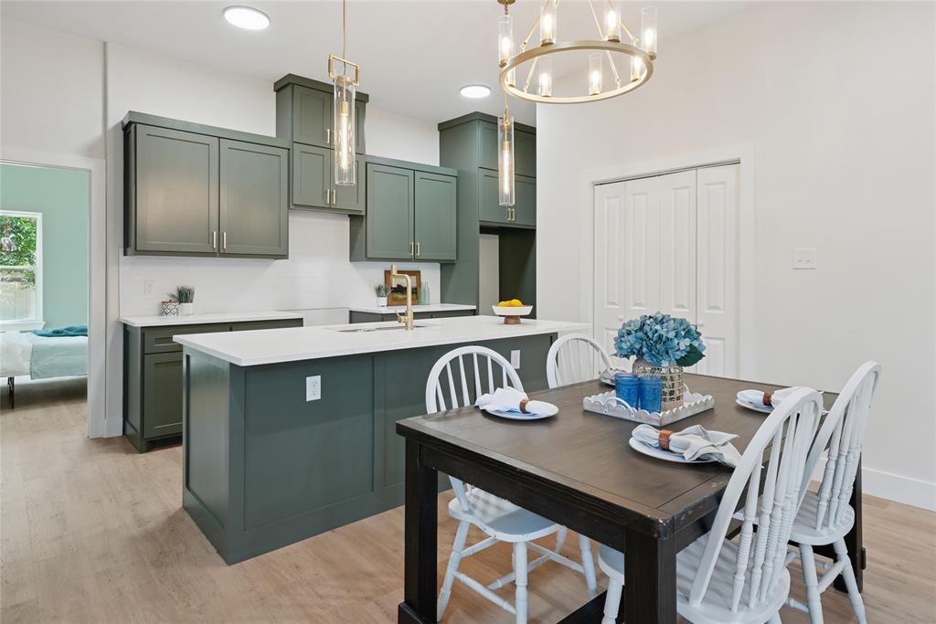 VICTORY HEIGHTS ADDITION - Residential Income