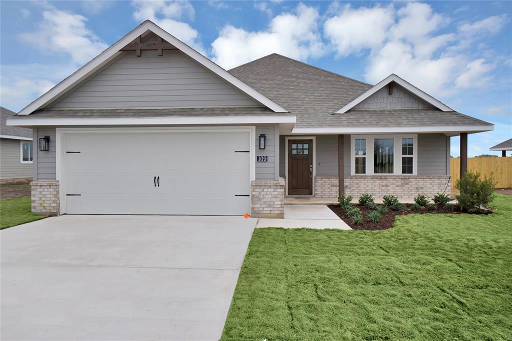 Move In Ready! New construction home featuring 3 bedrooms, 2 baths, 2-car garage, and open floor plan. The master bedroom has a walk-in tiled shower and large closet. The kitchen has an upgraded backsplash, island wrap, and walk-in pantry! Includes whole-house blinds.