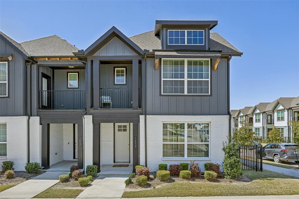 Villas At Chaparral, The - Residential