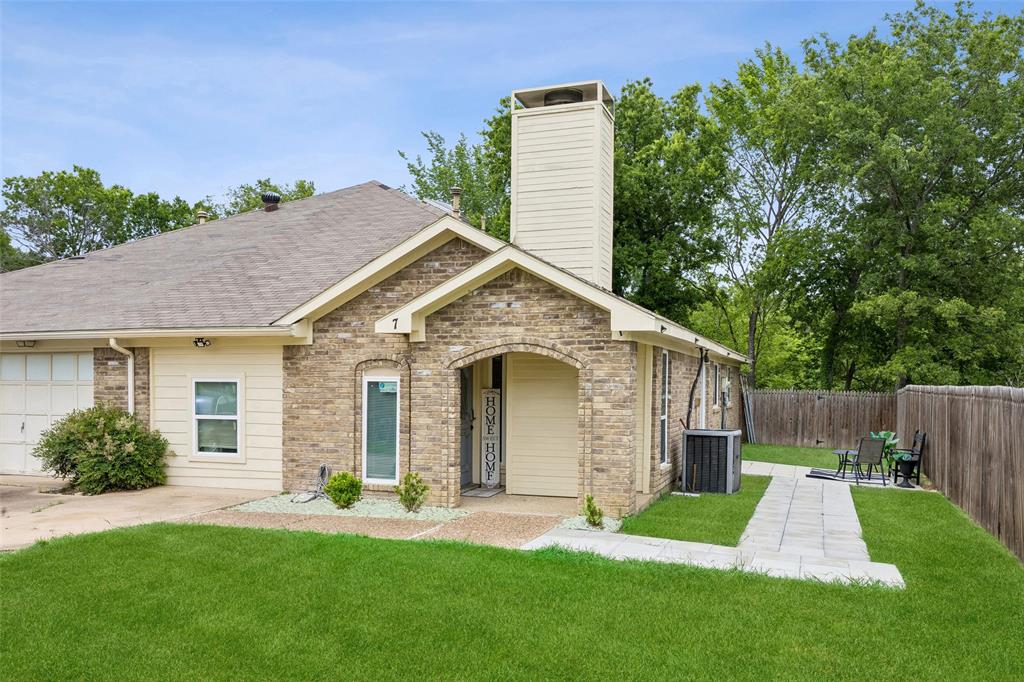 This beautifully updated move in ready duplex is uniquely positioned as a rare opportunity, combining modern upgrades with full handicap accessibility—an exceptional advantage in today’s market. The property has been extensively updated, including complete plumbing replacement by Bakers Brothers, a fully updated electrical system, and a new water heater. Interior improvements include fresh paint throughout, all-new window blinds, new attic insulation, and the removal of all carpet, replaced with new wood flooring across the home. The kitchen and laundry offerings are enhanced with a brand-new washer, dryer, and stove, all included. Modern finishes have been added throughout, including updated door hardware, faucets, showerheads, and lighting fixtures. The bathrooms have been fully renovated with updated tile, tub removal, and the addition of walk-in showers. Accessibility features have been thoughtfully incorporated, including safety grab bars in all bathrooms, widened bathroom doorways for wheelchair access, a new double-door patio entry, and a newly constructed side concrete walkway to provide easy wheelchair access if needed.
Additional upgrades include brand-new TVs with professionally installed mounts, which will convey with the home, as well as improved landscaping, a garage conversion approved by the City of Allen, and the installation of modern exterior lighting.
Ideally located in the heart of Allen, Texas, the home offers convenient access to everyday amenities, shopping, and dining, and is just minutes from major retailers such as H-E-B and Walmart, Allen High School, U.S. Highway 75, and Texas Health Presbyterian Hospital.