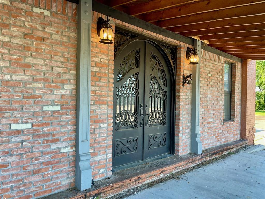 Old Town Square - Commercial Sale