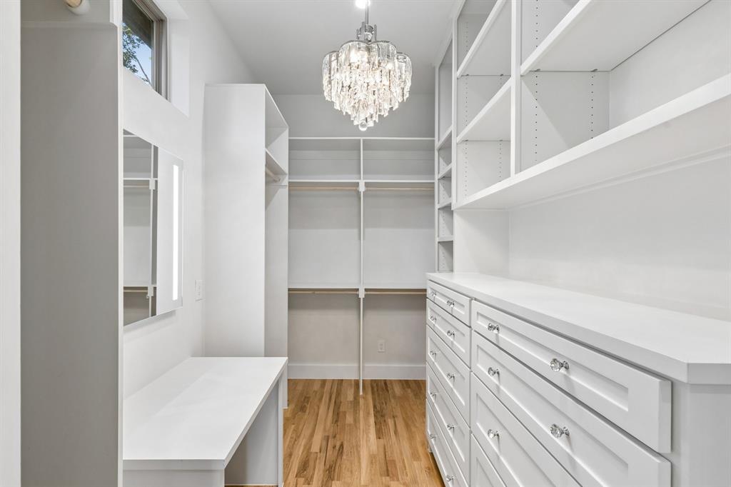 Decker - Residential
