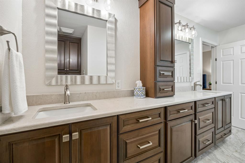RUSTIC OAKS ADDITION - Residential