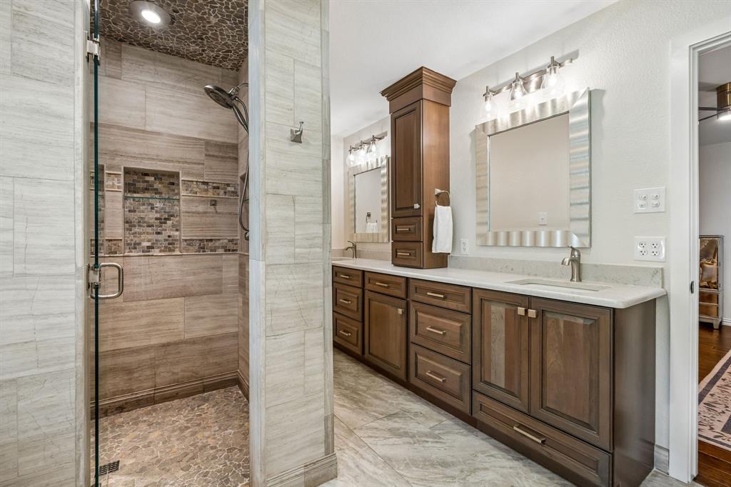 RUSTIC OAKS ADDITION - Residential