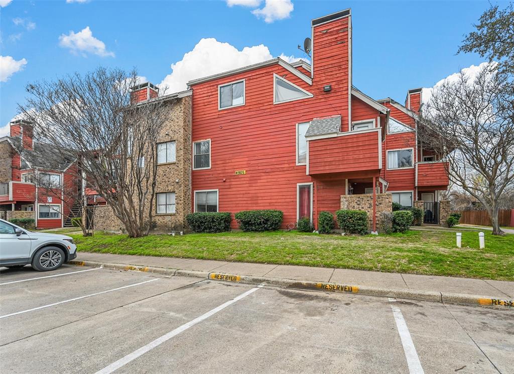 Richland Trace Condos - Residential