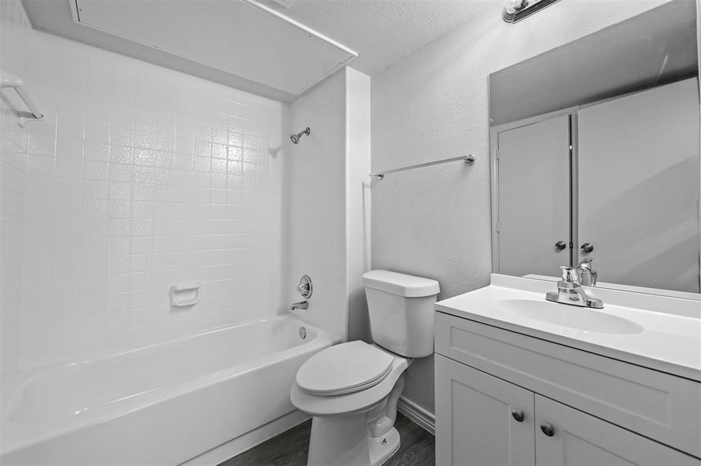 Richland Trace Condos - Residential