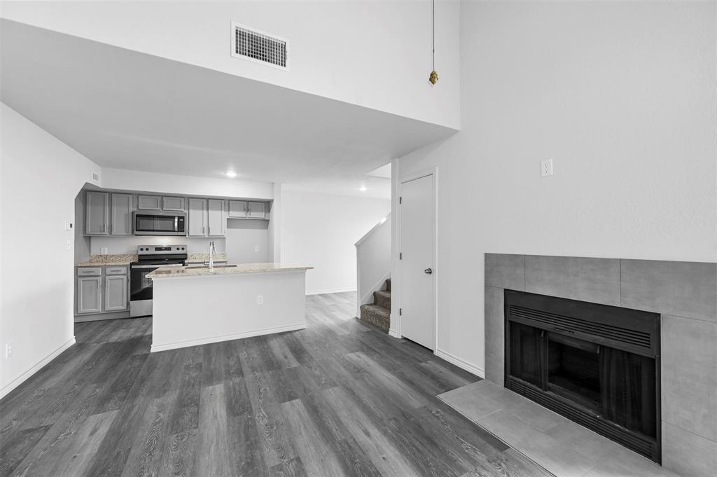 Richland Trace Condos - Residential