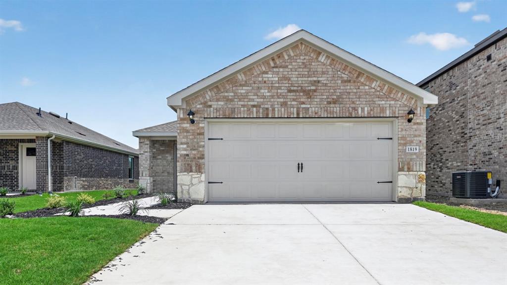 New Construction by DR Horton. Barton Plan - This beautiful 1 story home offers an open layout with 3 Bedrooms, 2 Bathrooms, 2 Car Garage. Energy efficient, and smart home features included.