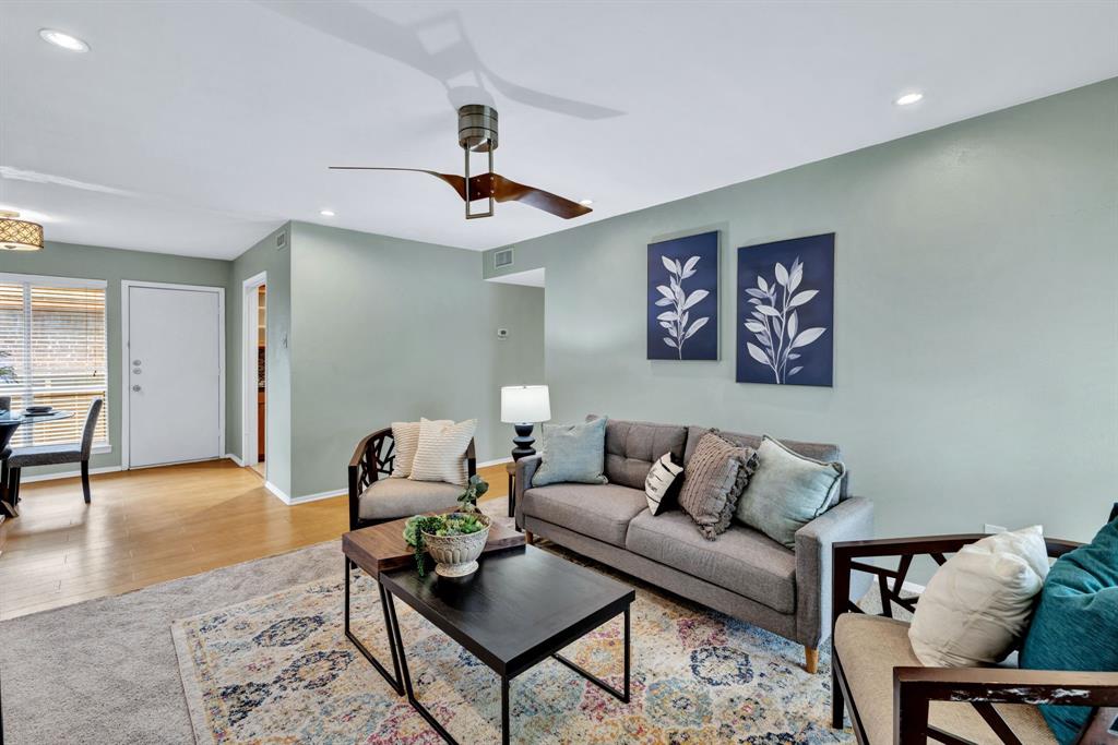 Hollows North Condo - Residential